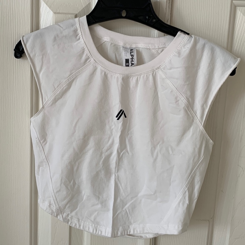 Alphalete velocity crop
